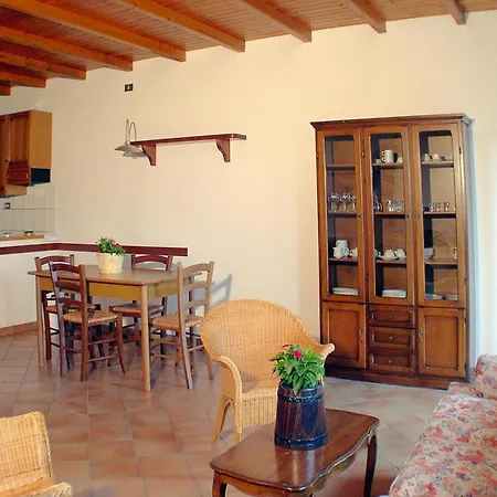 In La Ginestra In Apartment